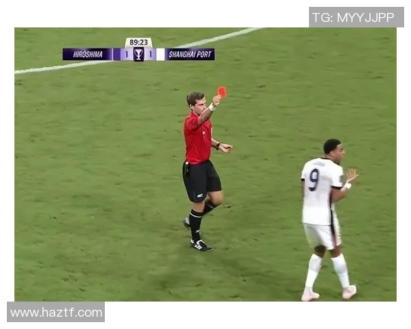 英超激战：多特蒙德与曼城战成平局绝杀瞬间引发争议判罚热议