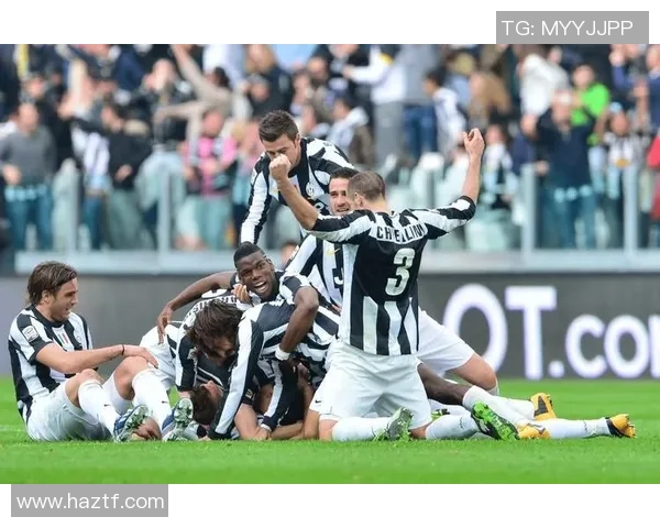 意甲激战：尤文图斯绝杀那不勒斯全场沸腾精彩瞬间回顾与分析