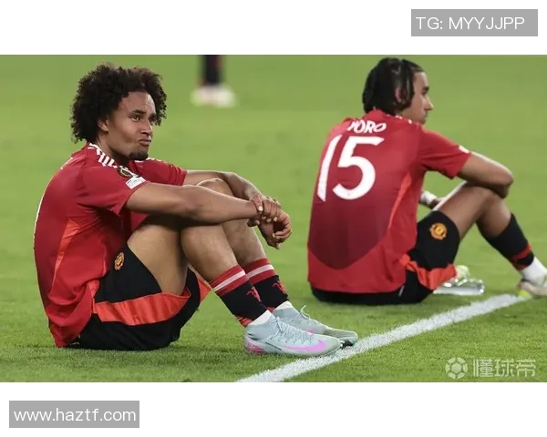 英超激战曼联与皇马战成平局争议判罚引发全场热议